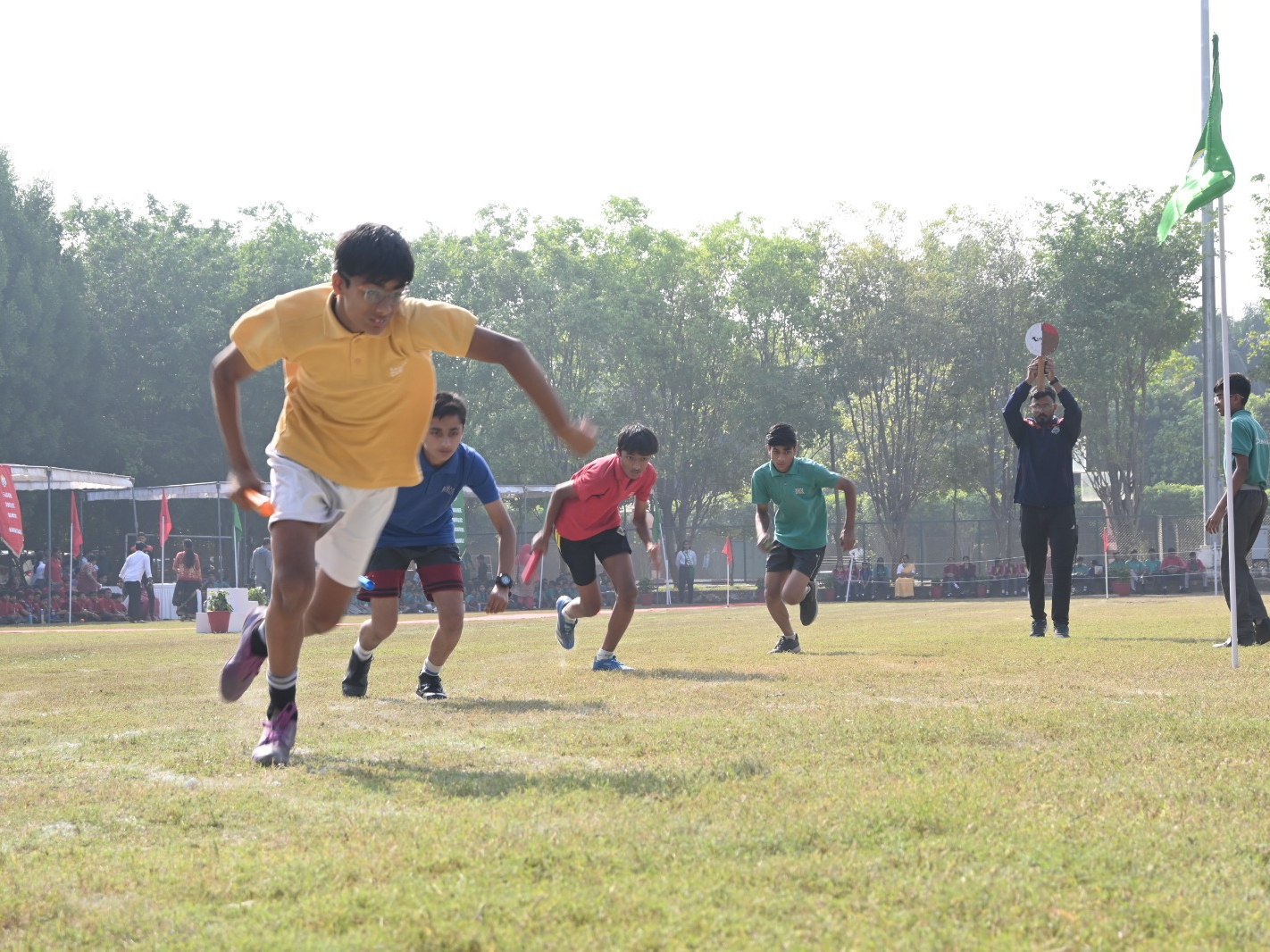 सागराइट्स ने एथलेटिक्स और रिले रेस में प्रतिस्पर्धा के साथ भागीदारी दी ।