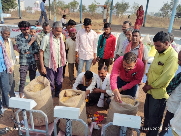 प्रदेश भर में कुल 27 लाख पंजीकृत किसान है। - Dainik Bhaskar
