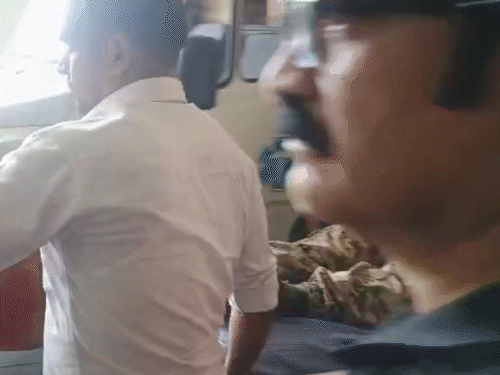 घायल जवानों को रायपुर लाया गया है।