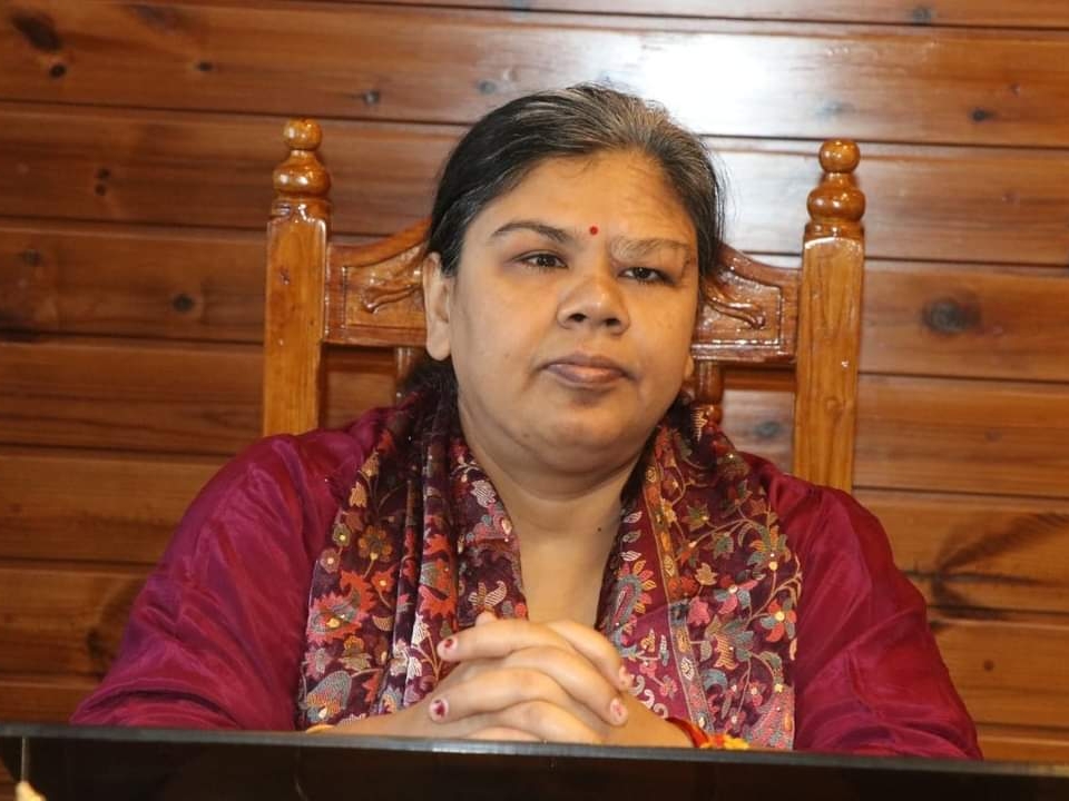 New commissioner Surabhi Gupta took charge in Shahdol