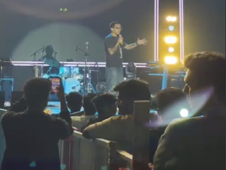 16 नवंबर को IIT BHILAI में दिया था परफार्मेंस