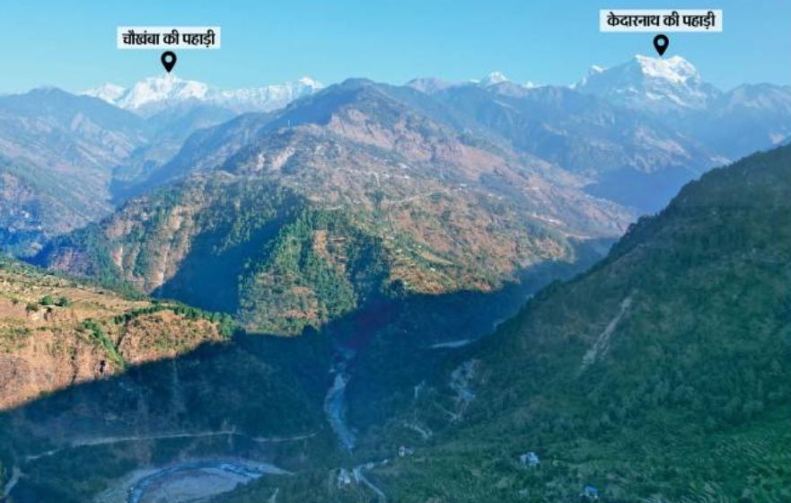 फोटो उत्तराखंड के केदारनाथ और चौखंबा की पहाड़ियां की है, जहां नवंबर में भी बहुत कम बर्फ नजर आ रही है। आसपास के पहाड़ों पर तो बर्फ पूरी तरह नदारद है। पूरी घाटी में हल्के नीचे रंग की धुंध छाई हुई है, जिसका कारण प्रदूषण है।