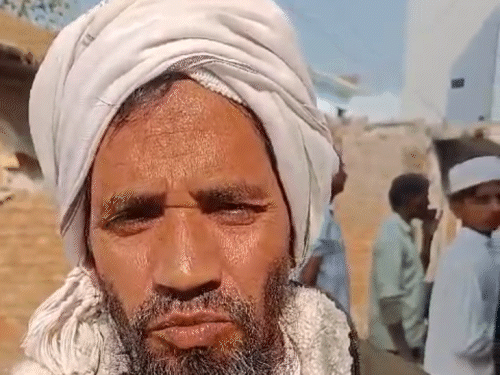 गुफरान ने कहा- लोग परेशान है, मगर सुनने वाला कोई नहीं।