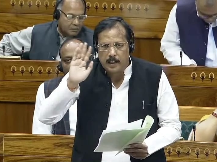 Peak Rajeev Rai Ghosi MP Rajiv Rai roared once again in the Parliament | संसद में एक ...