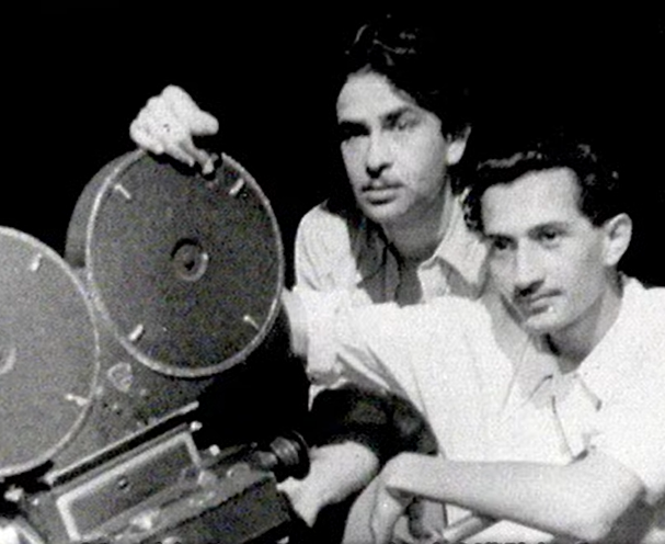 बतौर डायरेक्टर राज कपूर की पहली फिल्म आग थी।