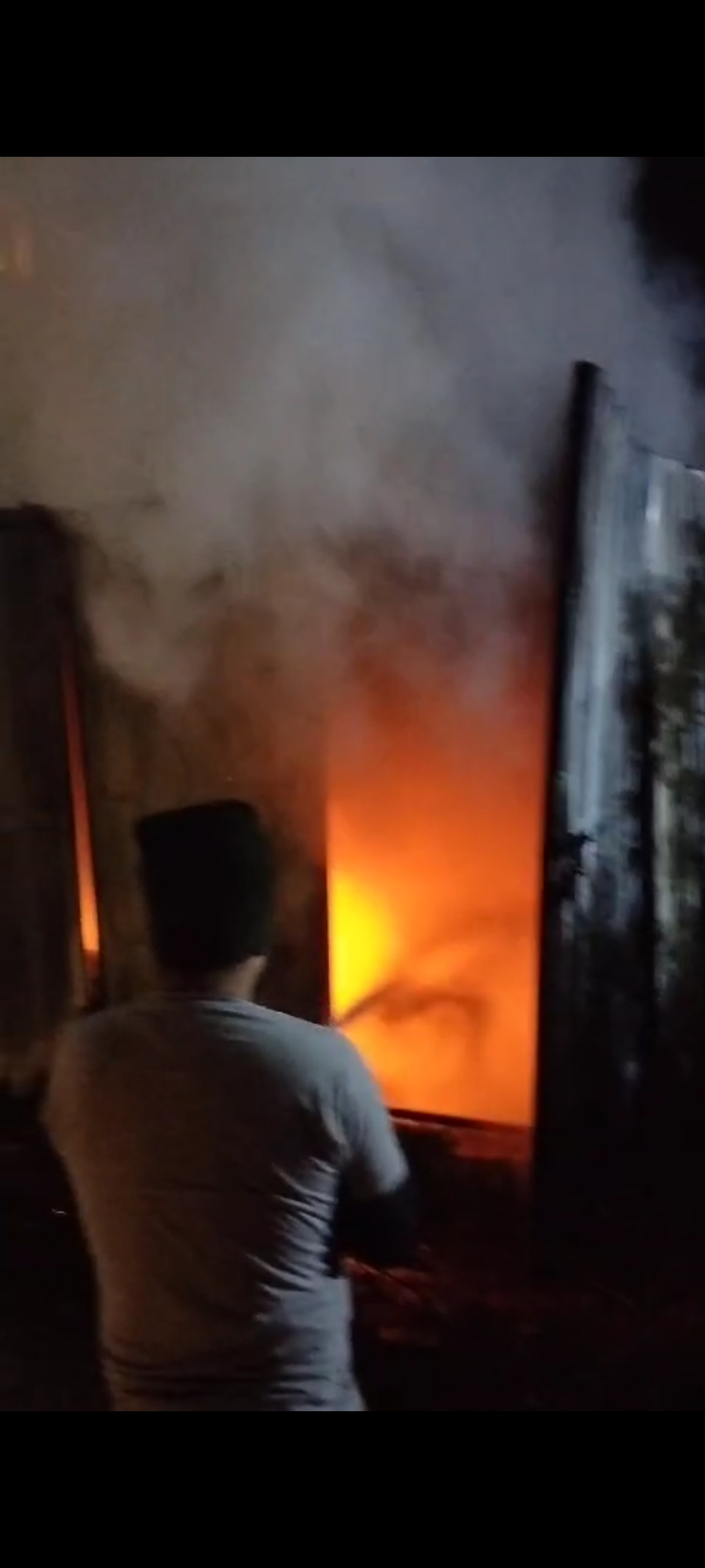Fire broke out in a multi-storey building under construction, two fire ...