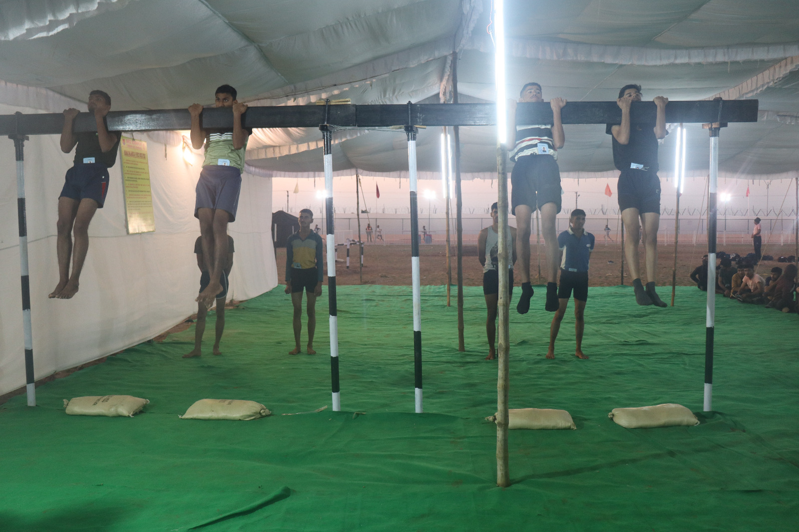 जोधपुर के राजकीय शारीरिक शिक्षा महाविद्यालय में 5 से 13 दिसंबर तक अग्निवीर भर्ती रैली का आयोजन किया गया था।