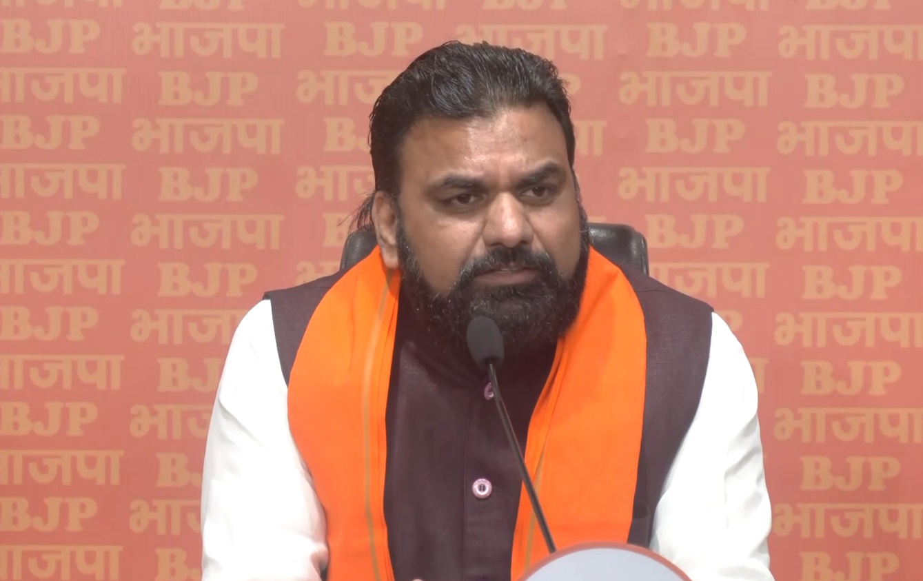 डिप्टी सीएम सम्राट चौधरी ने कहा कि दिल्ली के पूर्व सीएम को विकास से कोई मतलब नहीं है।