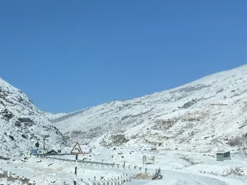 Snow covered valleys of Lahaul. When there is snowfall here, people migrate to lower areas for a few months.