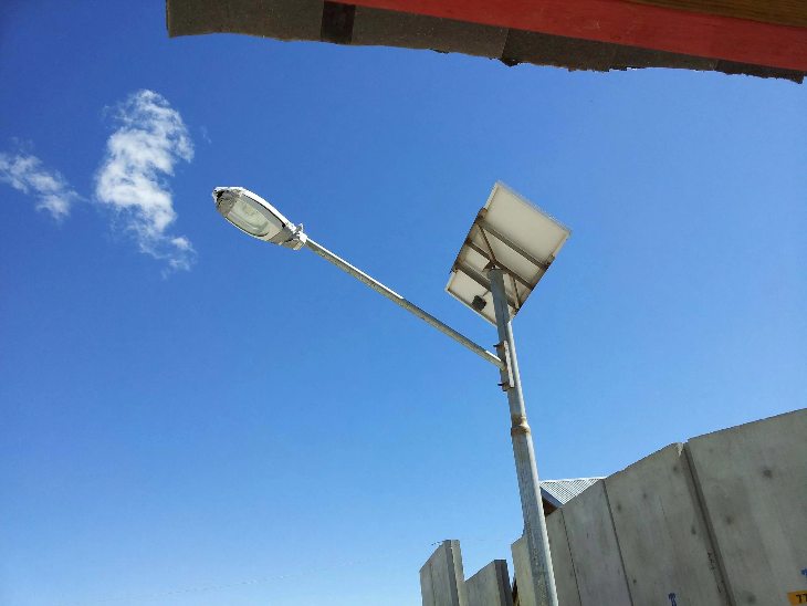 190 गांवों में बिना टेंडर के सोलर स्ट्रीट लाइट पर 18 करोड़ रुपए खर्च।