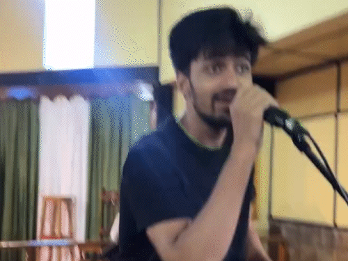 26 दिसंबर को आकाश ने चर्च में जय श्री राम के नारे लगाए। घटना का वीडियो वायरल होने के बाद पुलिस ने FIR दर्ज कर ली है। - Dainik Bhaskar