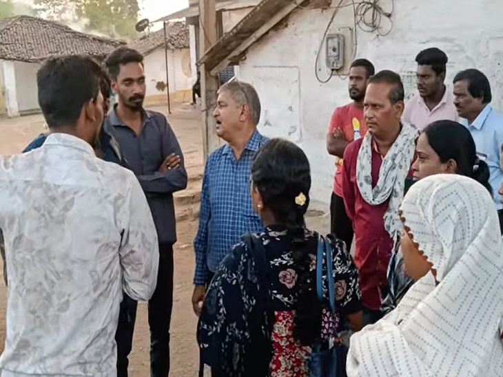 निगम के अधिकारी भी पहुंचे मौके पर