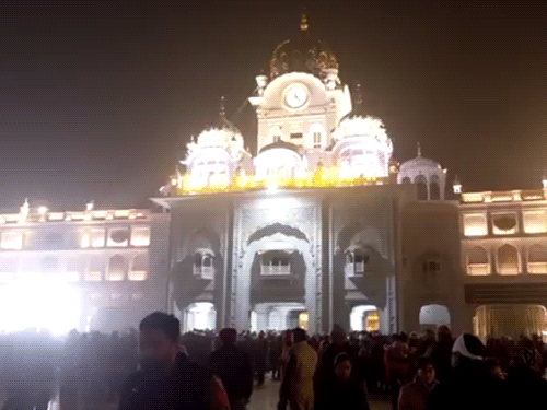 In Amritsar, Punjab, people started the New Year by paying obeisance at the Golden Temple.
