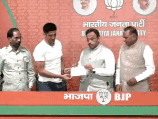 लोकसभा चुनाव से पहले बॉक्सर विजेंदर सिंह कांग्रेस छोड़कर भाजपा में शामिल हुए थे।