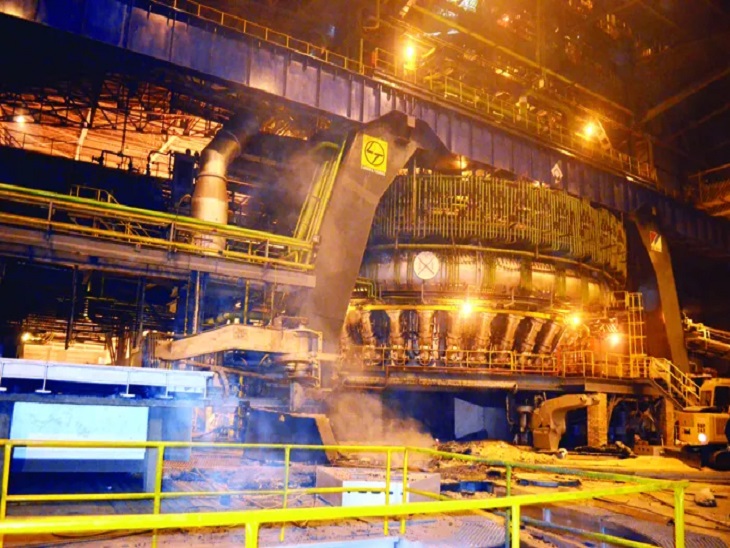 भिलाई स्टील प्लांट के फर्नेस में ब्लास्ट - Dainik Bhaskar