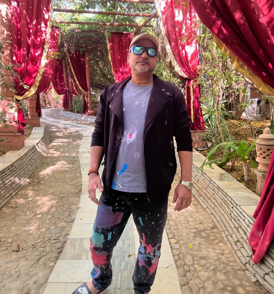 वेडिंग इवेंट में म्यूजिक डायरेक्टर साजिद मौजूद रहे।