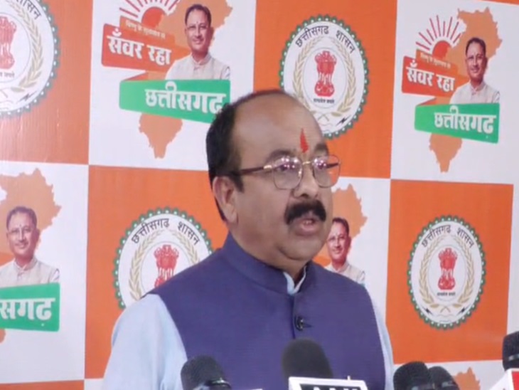 निकाय और पंचायत चुनाव के कार्यक्रम एक साथ घोषित किए जाएंगे। दोनों चुनाव को लेकर एक साथ आचार संहिता लगेगी। - Dainik Bhaskar