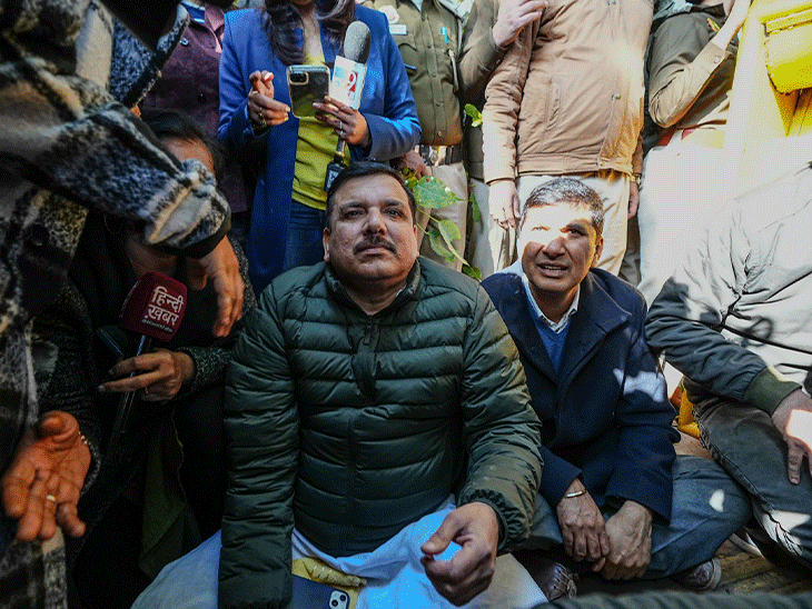 उमर अब्दुल्ला बोले- I.N.D.I.A ब्लॉक को खत्म कर देना चाहिए: इसमें न एजेंडा, न लीडरशिप; गठबंधन की आखिरी बैठक साढ़े 7 महीने पहले हुई थी