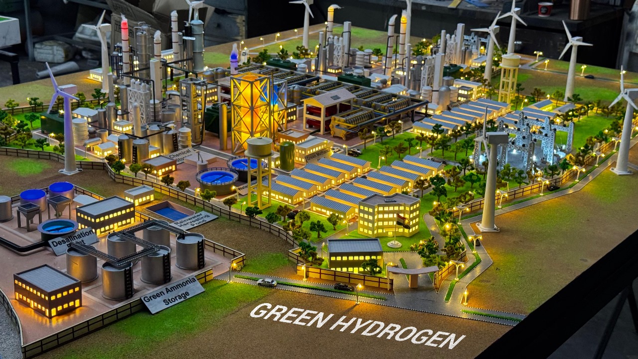 ग्रीन हाइड्रोजन हब NTPC द्वारा बनाया जाएगा। इससे 2032 से पहले 57 हजार नौकरियां मिलने की उम्मीद है।