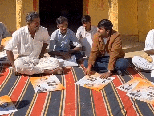 आयोजकों ने गांव-गांव जाकर रोहिड़ी म्यूजिक फेस्टिवल प्रोग्राम के लिए जनसंपर्क अभियान भी चलाया।