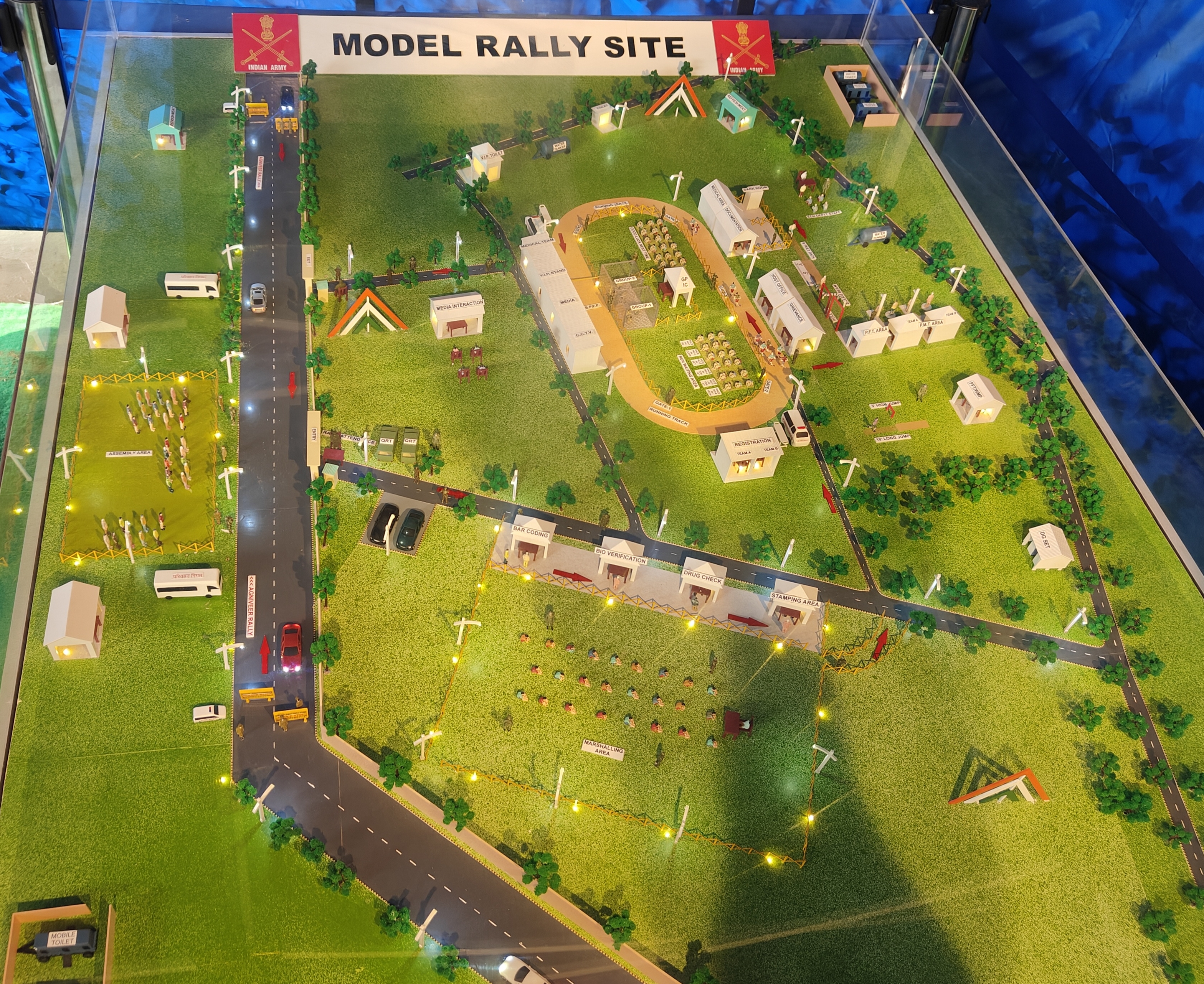 रैली के लिए तैयार किया गया मॉडल