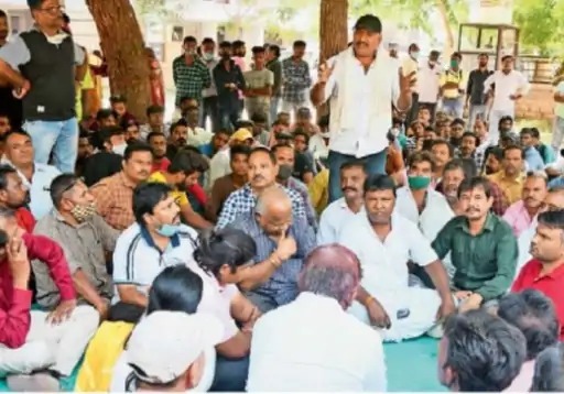 तस्वीर जोधपुर के मथुरादास माथुर हॉस्पिटल की है। वाल्मीकि समाज ने 4 दिन तक यहां धरना दिया था।