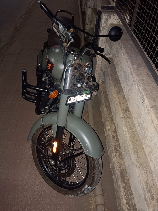 दुर्घटना के बाद क्षतिग्रस्त बुलेट