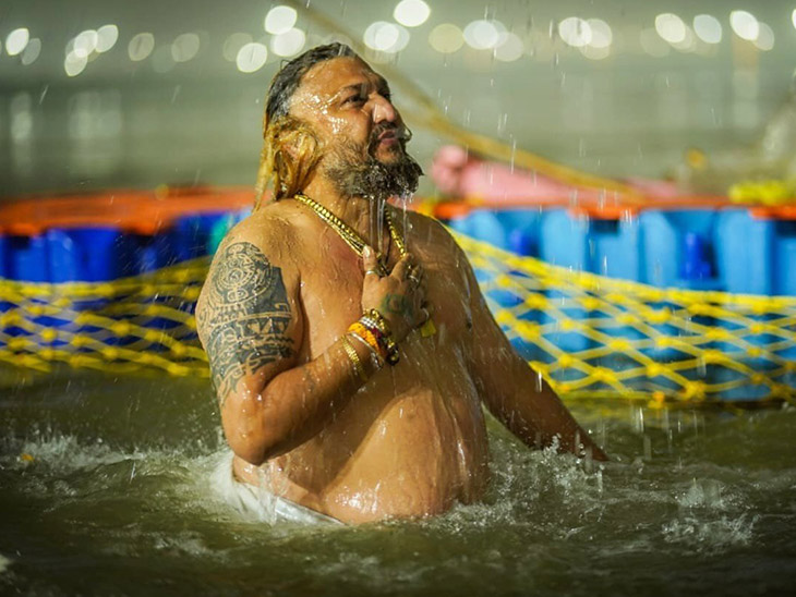 महाकुंभ में विदेश से भी श्रद्धालु पहुंचे हैं। कहा- मैंने पवित्र स्नान किया। मैं बहुत भाग्यशाली हूं।