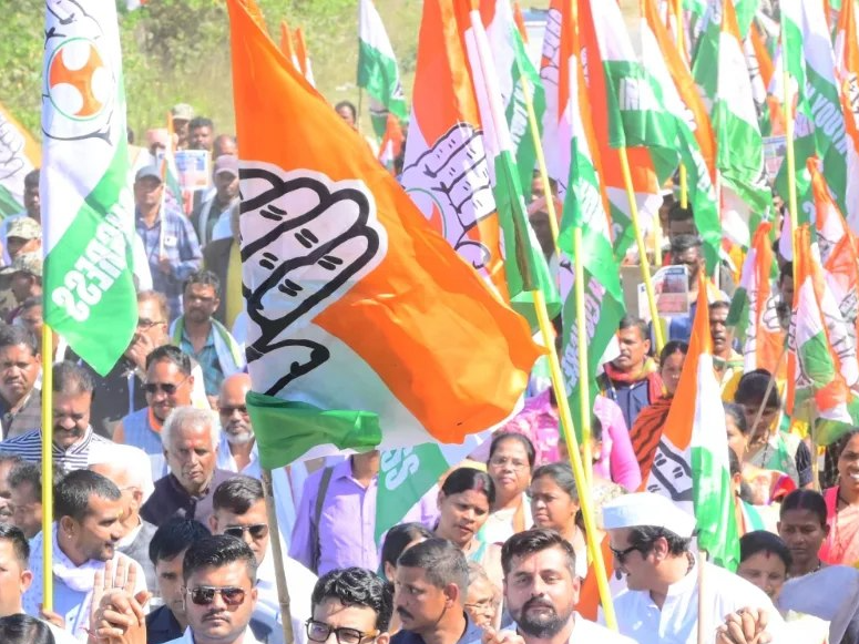 नगरीय निकाय चुनाव से पहले कांग्रेस ने अपने संगठन में बदलाव शुरू कर दिया है। - Dainik Bhaskar