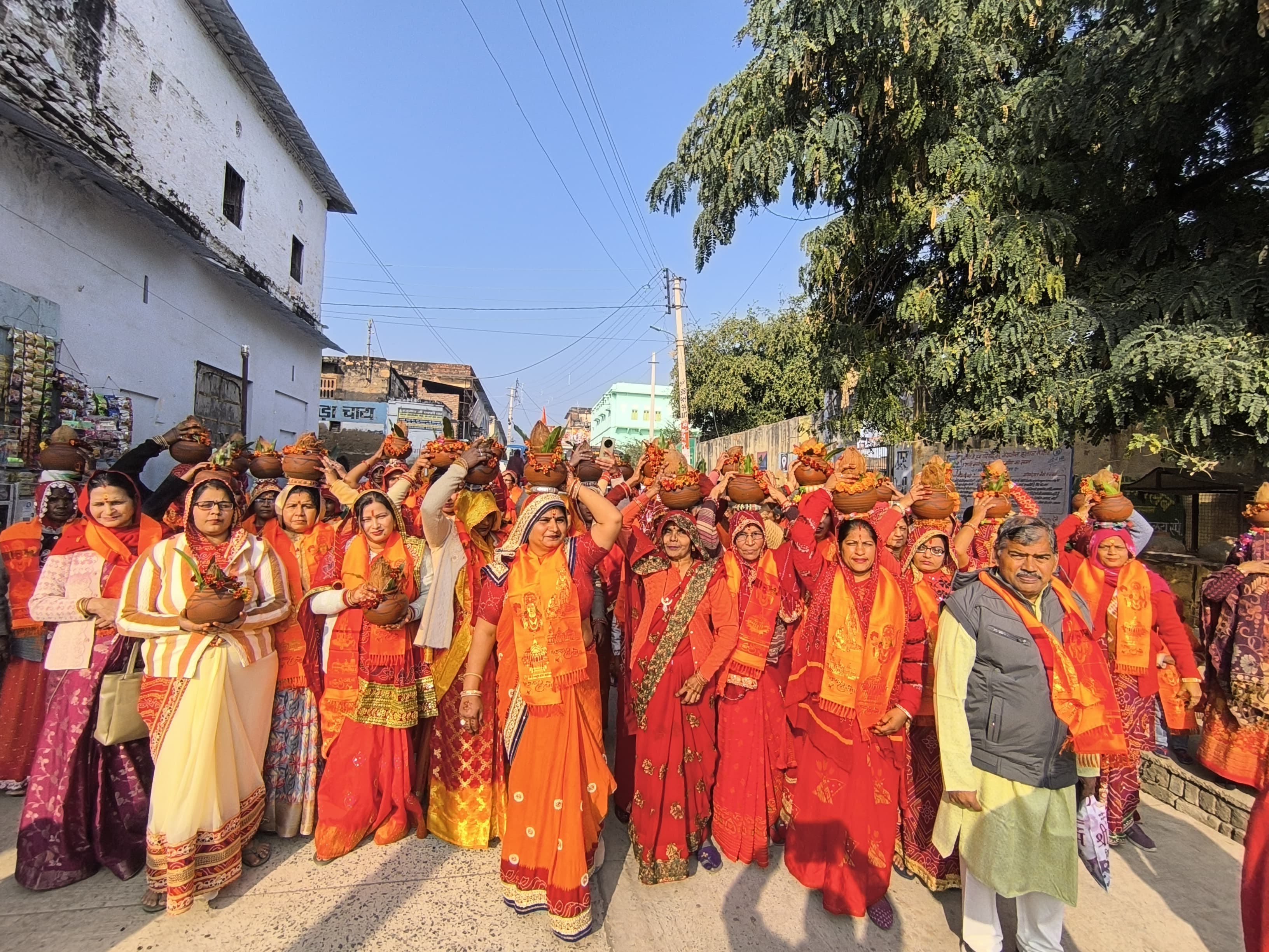 Pran Woman Pran Pratishtha of new idols in Pahadi Shiv Sai temple, women took out ...