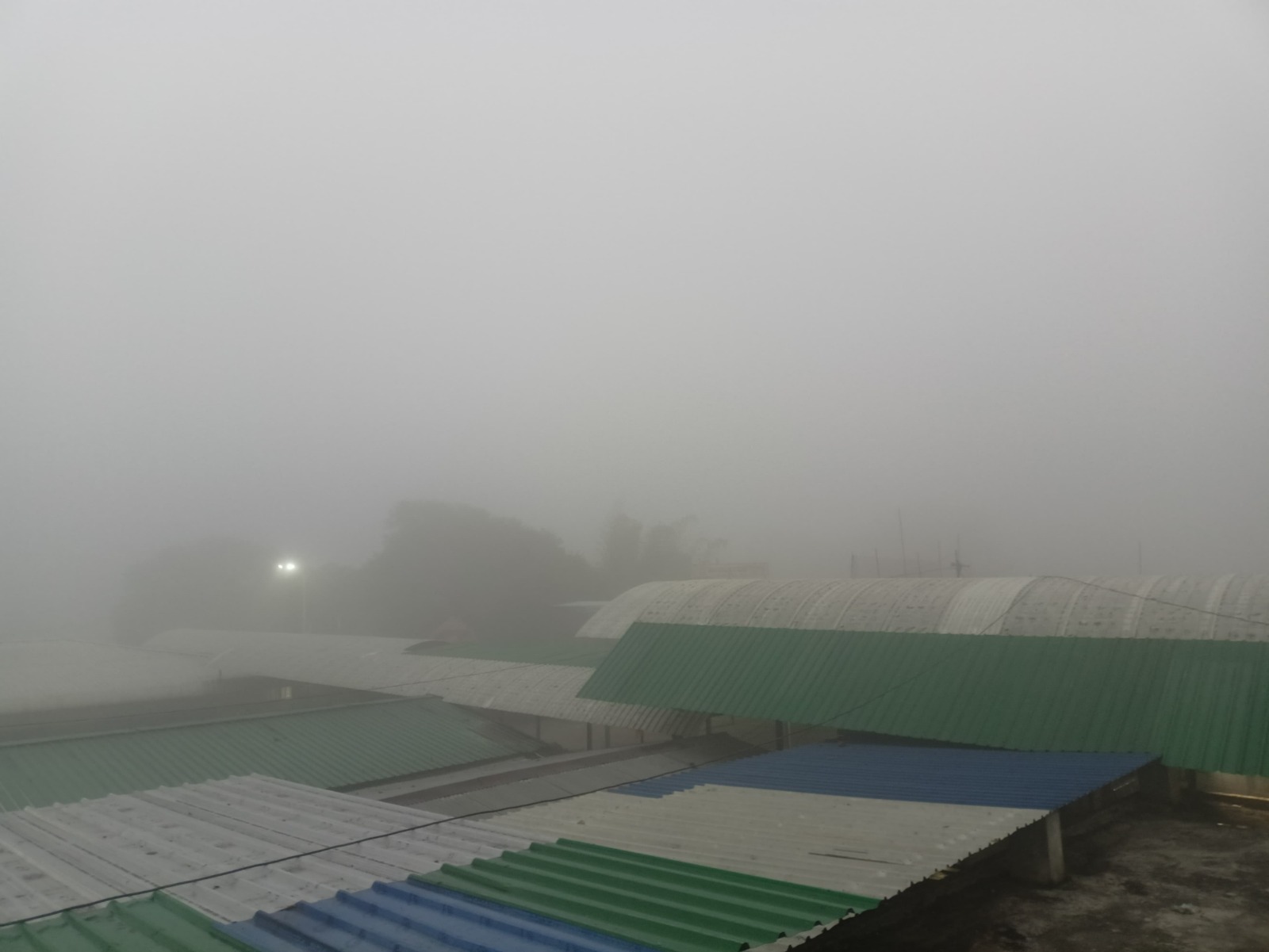 चित्तौड़गढ़ के कपासन में सुबह 8 बजे कुछ इस तरह का मौसम था।