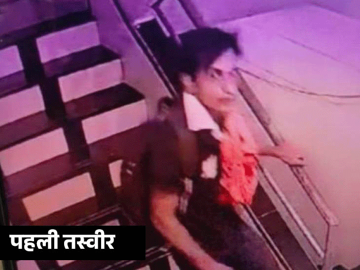 सैफ पर हमले के मामले में संदिग्ध की एक नई तस्वीर सामने आई है, जिसमें वह यलो कलर की शर्ट पहने हुए नजर आ रहा है। - Dainik Bhaskar