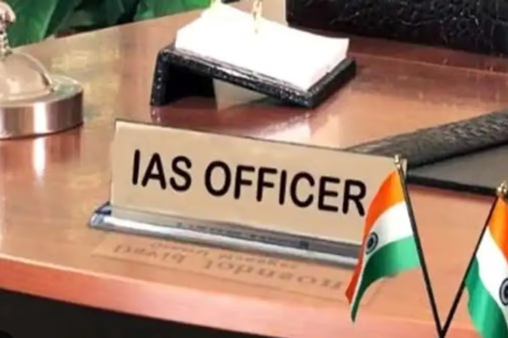 राजस्थान में नियमानुसार 373 IAS का कैडर स्वीकृत होना चाहिए।