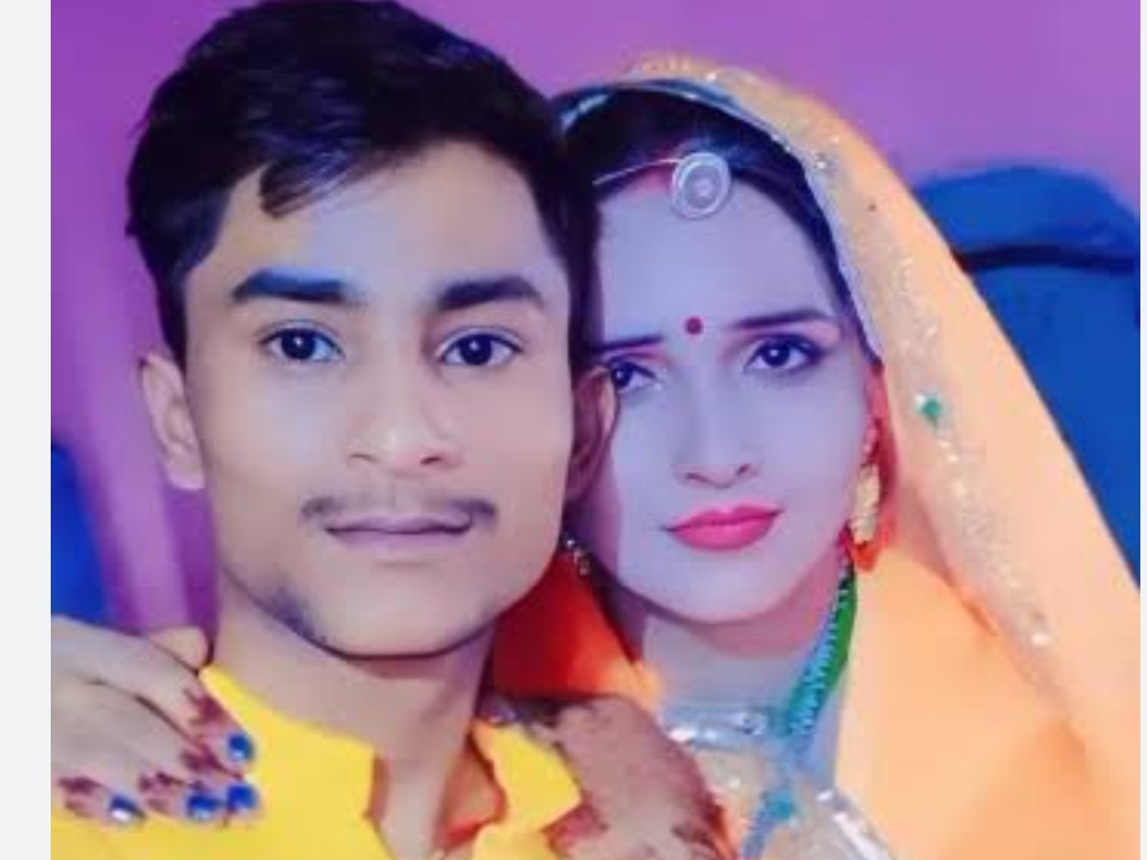 Mahakumbh 2025 : '51 लीटर गाय का दूध...' वकील के जरिए सीमा हैदर का महाकुंभ में अनोखा दान 2 सचिन के साथ सीमा हैदर।