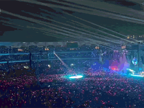 Coldplay concert will be held in Ahmedabad on January 25 | अहमदाबाद में 25  जनवरी को होगा कोल्डप्ले कॉन्सर्ट: कोल्डप्ले की टीम में 50% महिलाएं, बैंड की  कुल कुल नेटवर्थ 500 ...