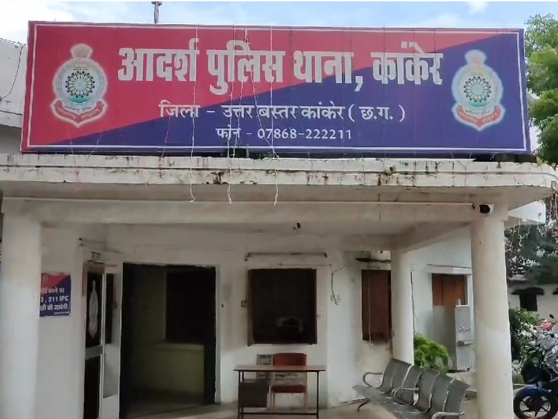 कांकेर में एक व्यापारी ने सैनिक का खोया हुआ पर्स लौटाया।