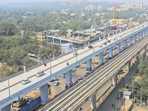 मुख्यमंत्री डॉ. मोहन यादव ने डॉ. अंबेडकर ब्रिज के लोकार्पण के दौरान ही बावड़ियाकलां में एक और ब्रिज बनाने की घोषणा की थी। इसके बाद शुक्रवार को महेश्वर में हुई कैबिनेट में इसे मंजूरी मिल गई।