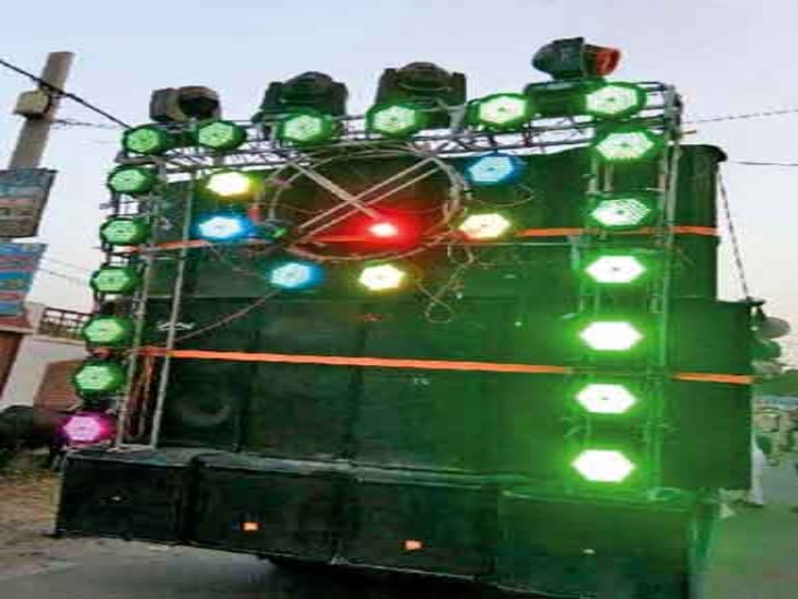 DJ operators warned that strict action will be taken if songs are played after 10 pm