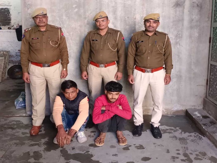 देवनगर थाना पुलिस ने मामला दर्ज कर बाइक चोरों को गिरफ्तार किया। - Dainik Bhaskar