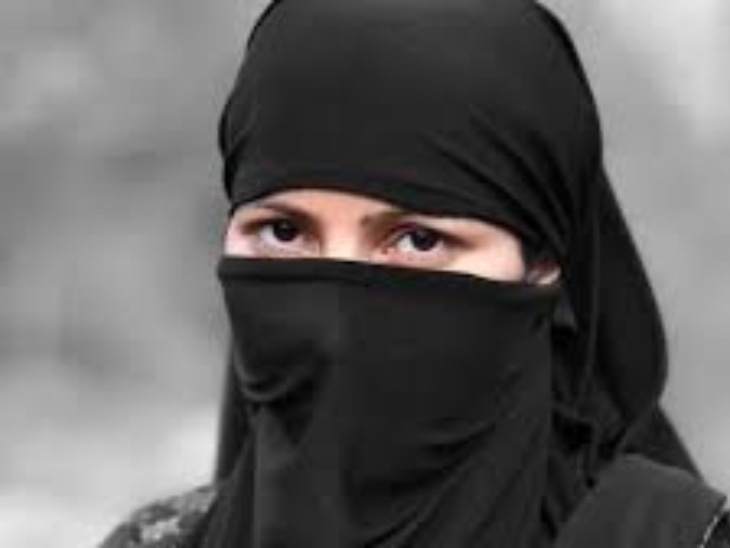 ਮੁਲਜ਼ਮ ਬਸਿਤ ਨੂੰ ਉਸ ਦੀ 20 ਸਾਲਾ ਪਤਨੀ ਦੀ ਸ਼ਿਕਾਇਤ ’ਤੇ ਗ੍ਰਿਫ਼ਤਾਰ ਕੀਤਾ ਗਿਆ ਹੈ। - ਦੈਨਿਕ ਭਾਸਕਰ