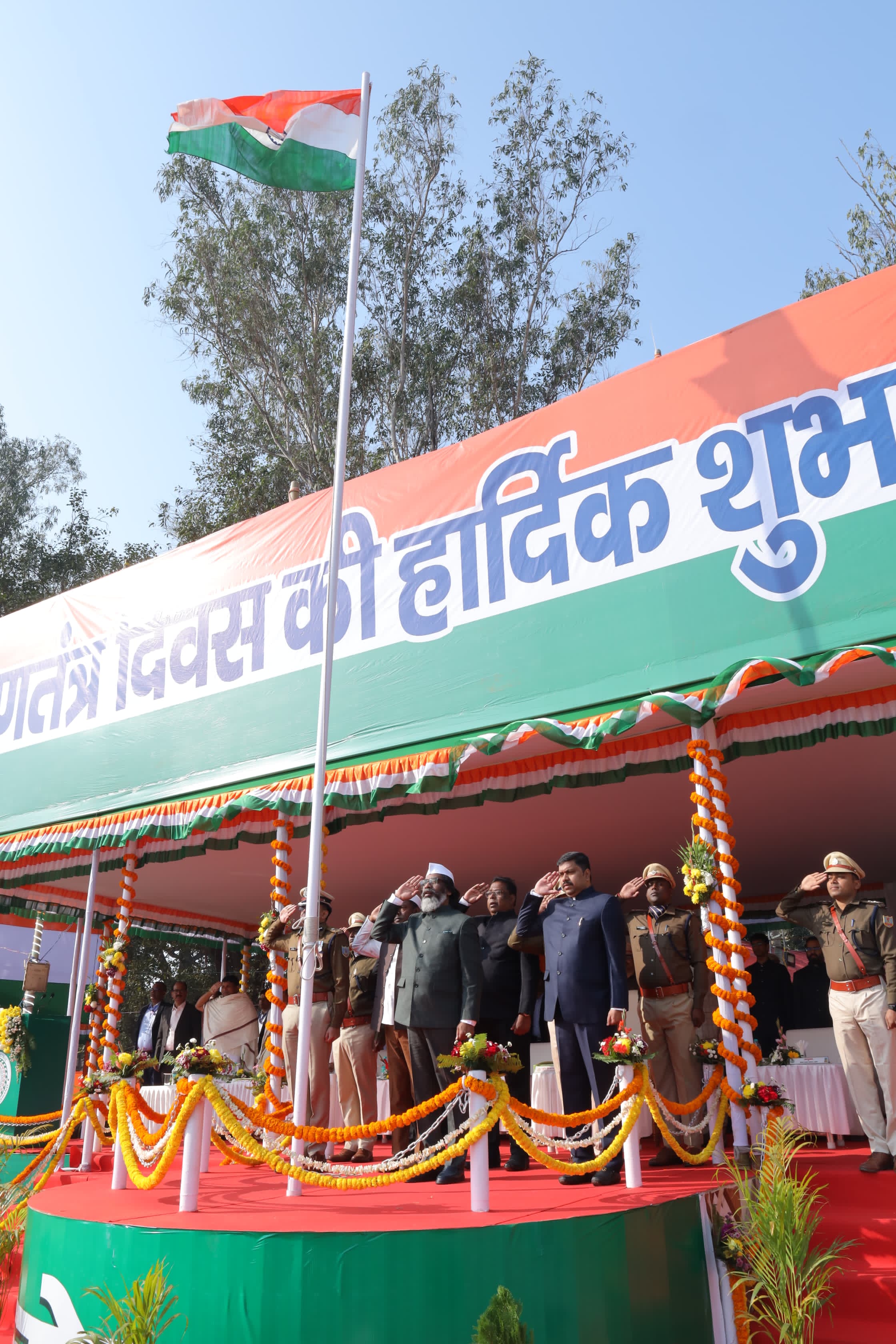 सीएम पेट्रोलियम सोरेन ने कोलोराडो पुलिस लाइन में झांडोट्टोलन का निर्माण किया