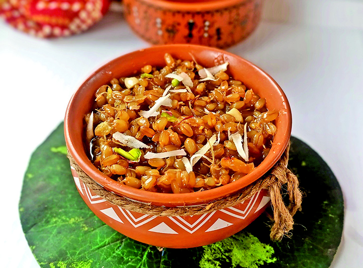 Give a new twist to food and make Methi Malai Paratha, Wheat Jaggery ...