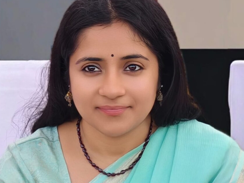 Bhavya Mittal will be Khargone collector
