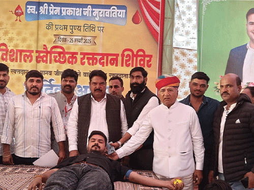 ब्लड डोनेशन कैंप में केबिनेट मंत्री विजय चौधरी, अविनाश गहलोत सहित कई जाने-माने लोग शामिल हुए थे। किसी को अंदाजा नहीं था कि वहां इस तरह का खेल चल रहा है।