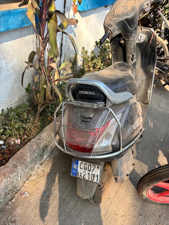 ऐप के जरिए खोजी गई एक्टिवा गाड़ी