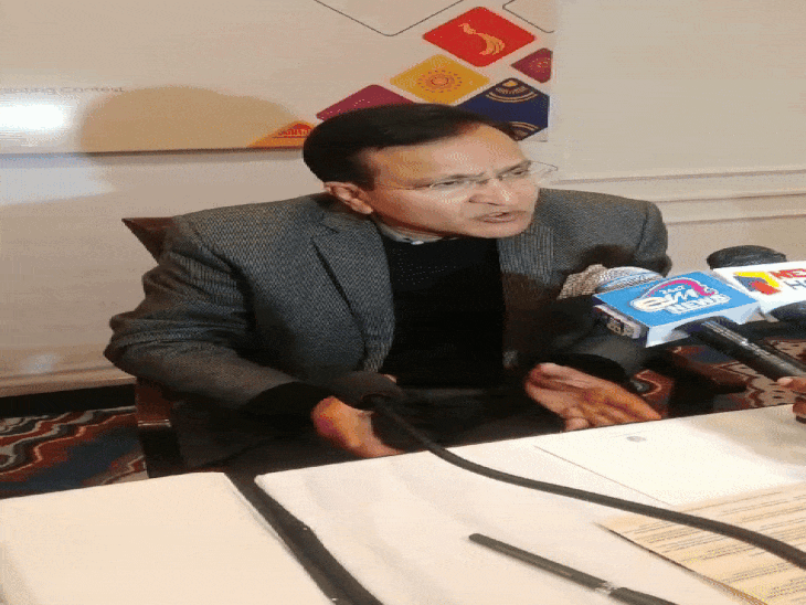 राघव चंद्रा ने बताया कि भोपाल लिटरेचर फेस्टिवल में विभिन्न विषयों के 61 सत्र होंगे।