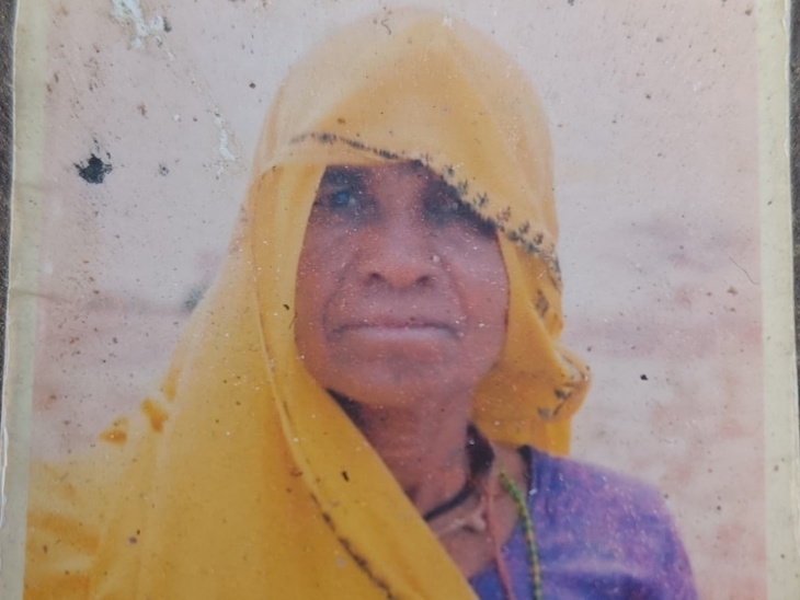 राजस्थान के केकड़ी से कुंभ में गई निहाली देवी (60) की भगदड़ में मौत हो गई।