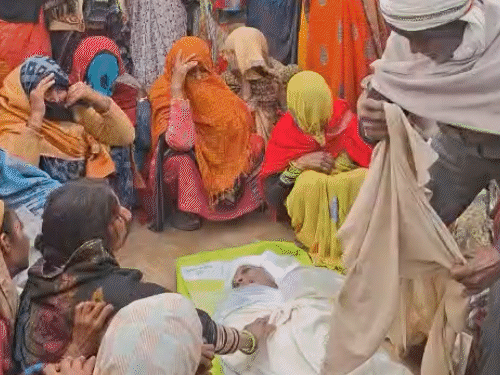 ਬਜ਼ੁਰਗਾਂ ਦੀ ਮੌਤ ਤੋਂ ਬਾਅਦ, ਪਰਿਵਾਰ ਇਕ ਰੋ ਰਹੀ ਸਥਿਤੀ ਵਿਚ ਹੈ.