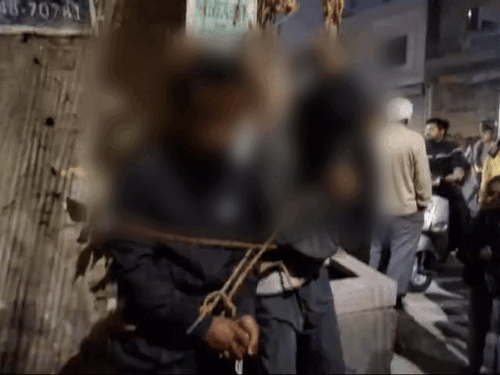 ਜੋੂਪਮਰ ਲੋਕਾਂ ਨੇ ਫੜ ਲਿਆ.