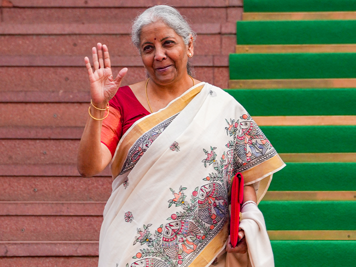 ਵਿੱਤ ਮੰਤਰੀ ਨਿਰਮਲਾ ਸੀਤਾਰਮਨ ਨੇ ਬਜਟ ਪੇਸ਼ ਕਰਨ ਤੋਂ ਪਹਿਲਾਂ ਮੀਡੀਆ ਪ੍ਰਾਈਮ ਵਿਅਕਤੀਆਂ ਨੂੰ ਵਧਾਈ ਦਿੱਤੀ.